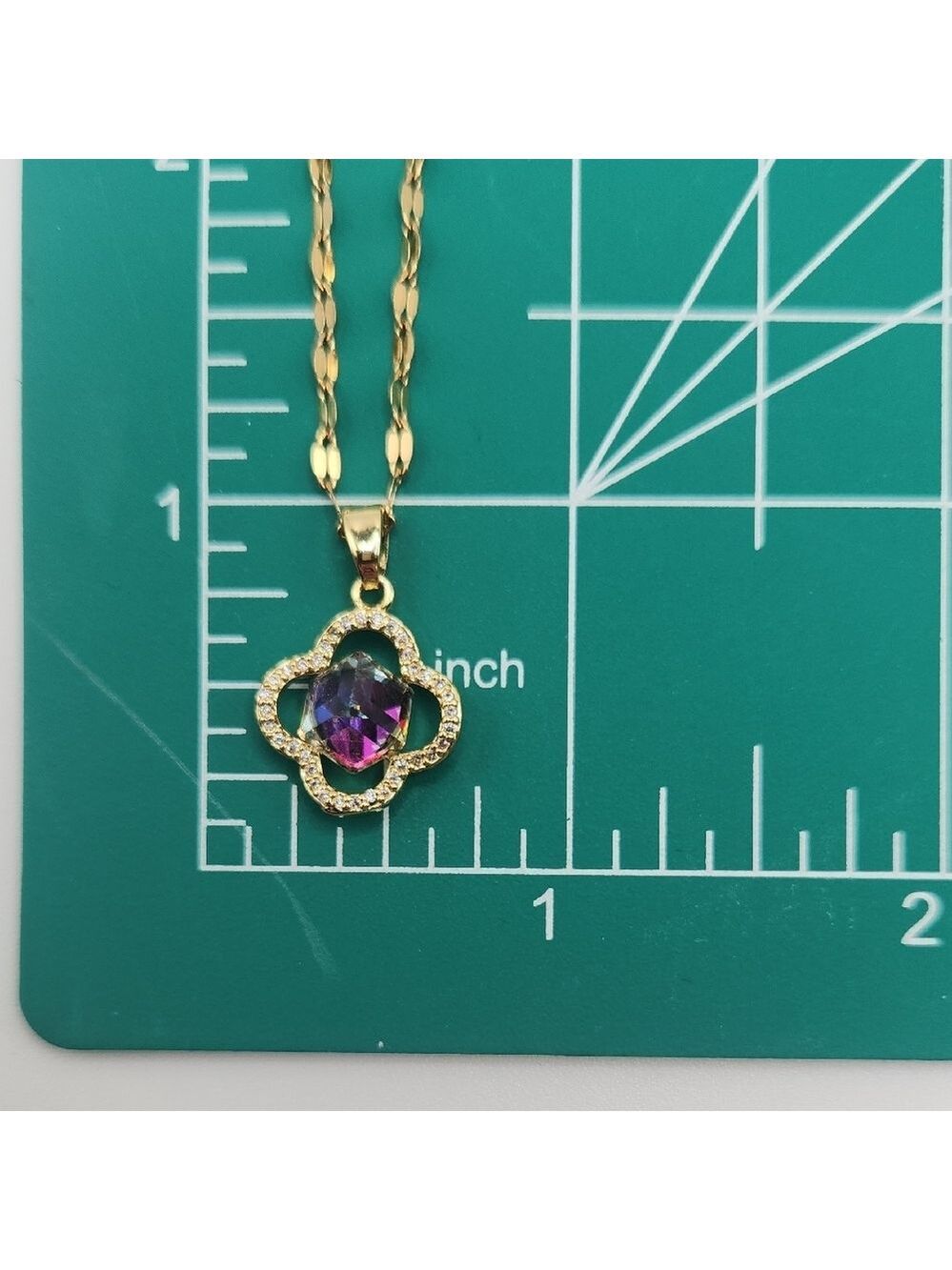 18k Gold Plated Stainless Steel Lip Chain , Prism Style Clover Pendant - Picture 4 of 8